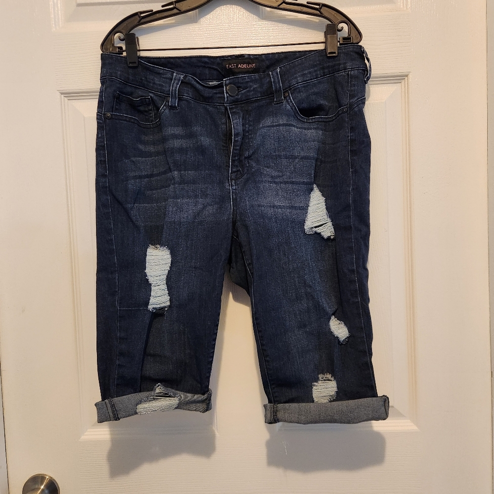 Distressed Jean shorts size 14